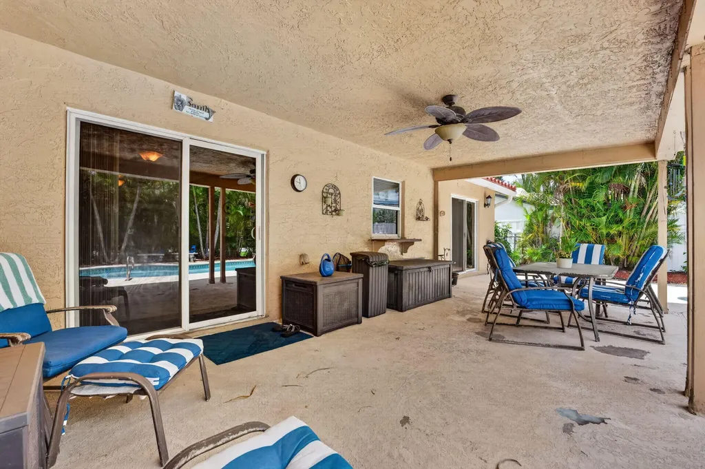 9621 NW 28th Place Coral Springs FL 33065