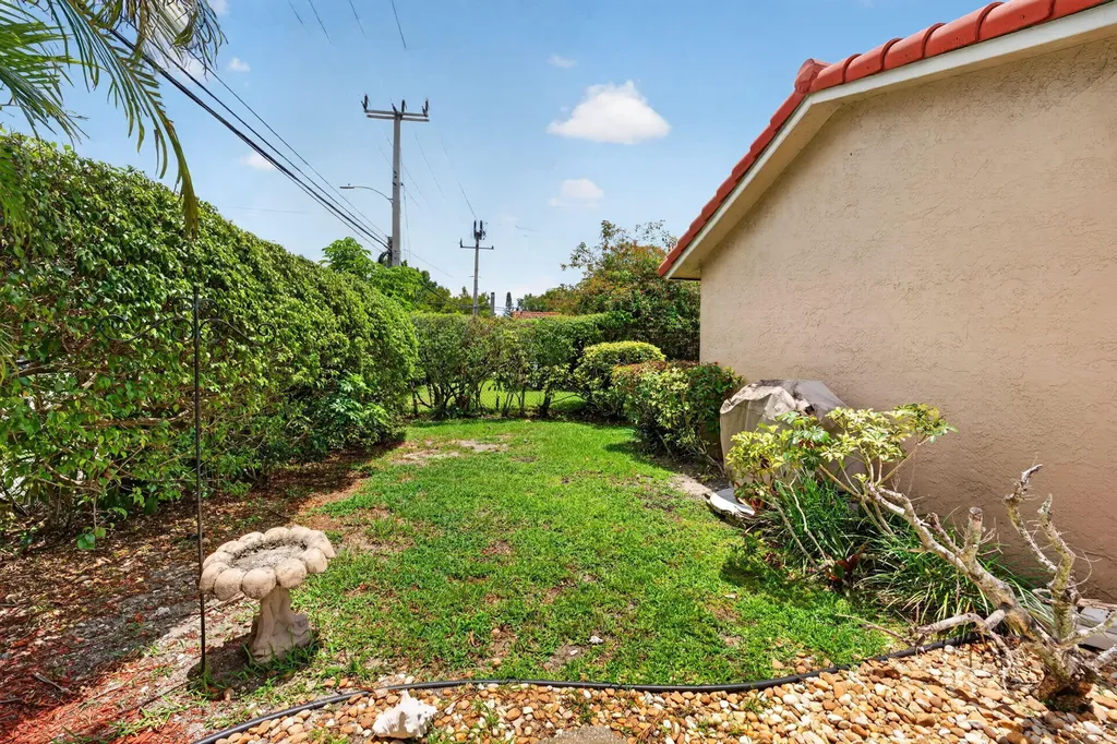 9621 NW 28th Place Coral Springs FL 33065