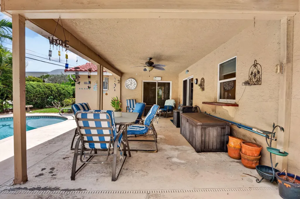 9621 NW 28th Place Coral Springs FL 33065