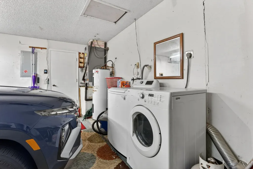 9621 NW 28th Place Coral Springs FL 33065