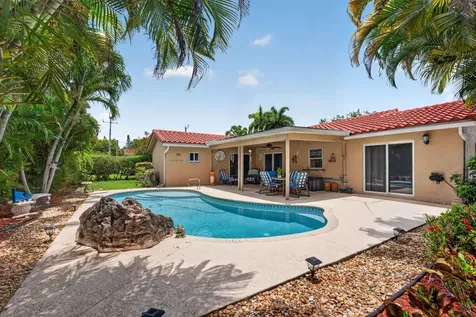 9621 NW 28th Place Coral Springs FL 33065