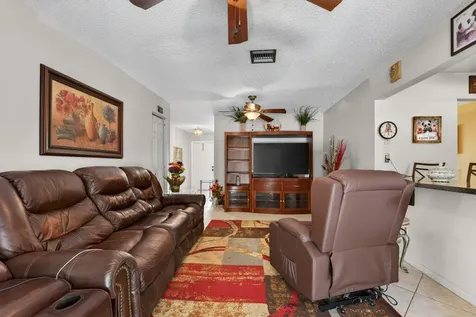 9621 NW 28th Place Coral Springs FL 33065