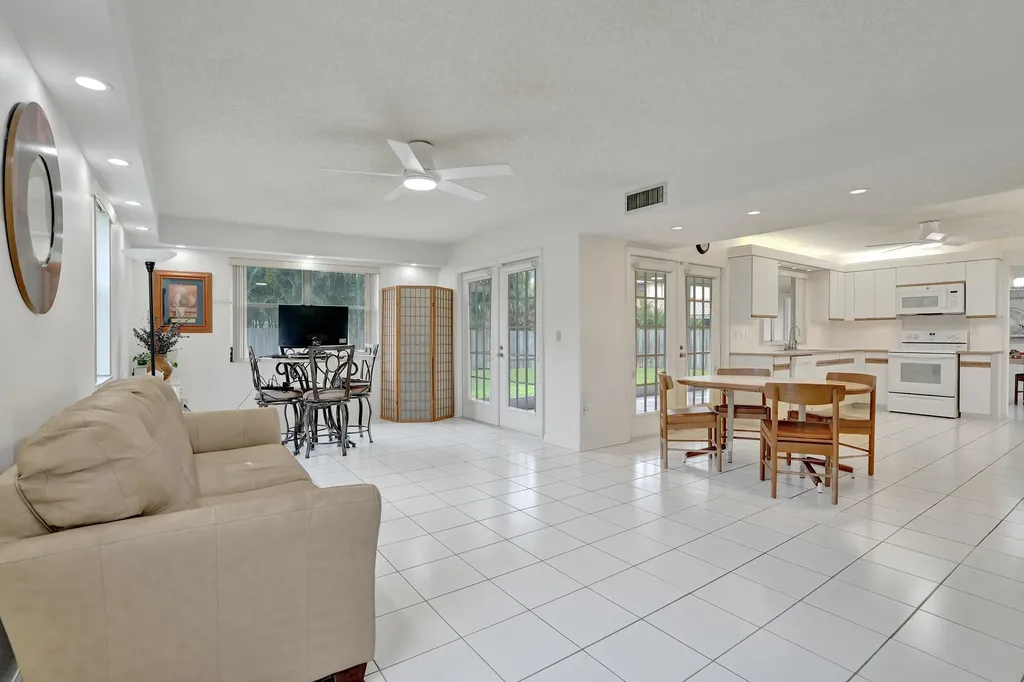 15620 Canterbury Court Davie FL 33331
