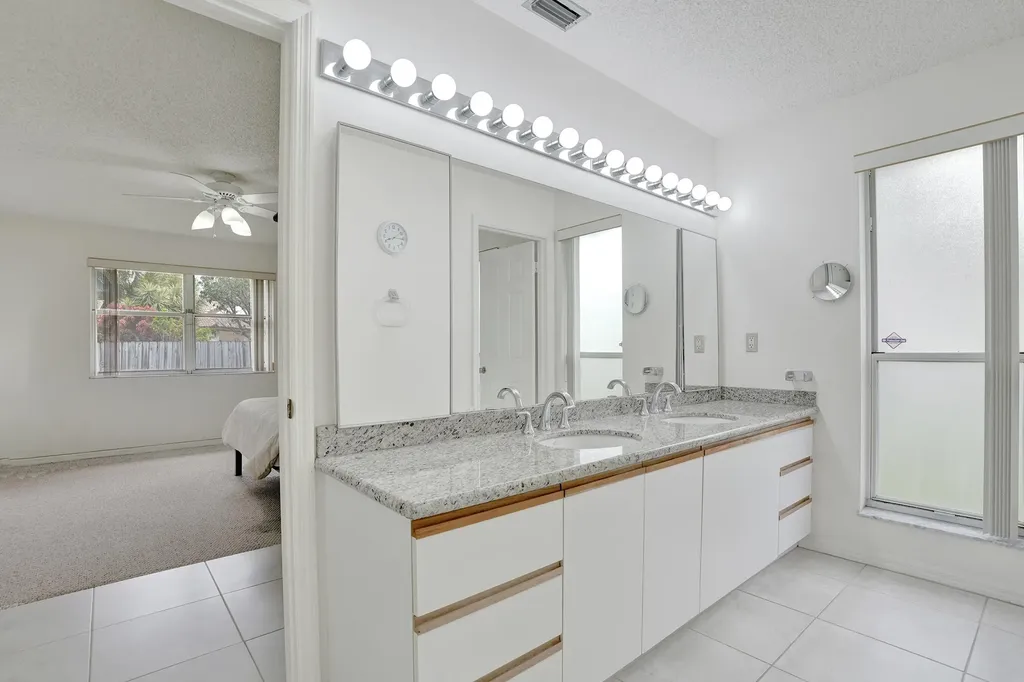 15620 Canterbury Court Davie FL 33331