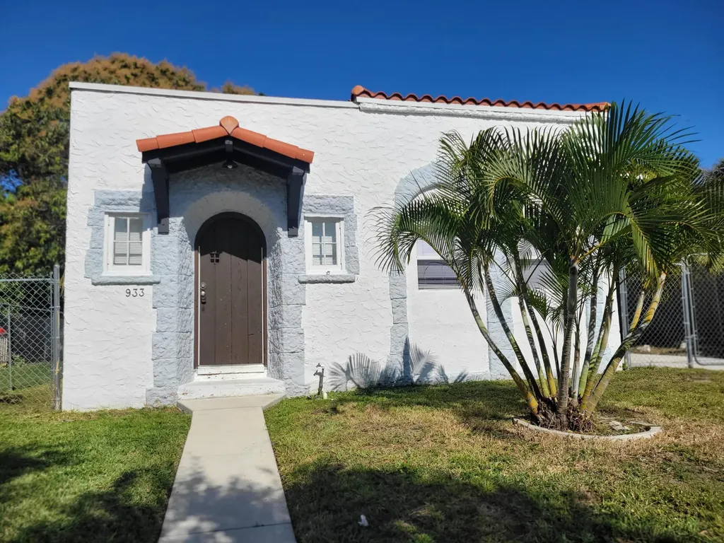 933 37th Street West Palm Beach FL 33407