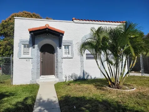 933 37th Street West Palm Beach FL 33407