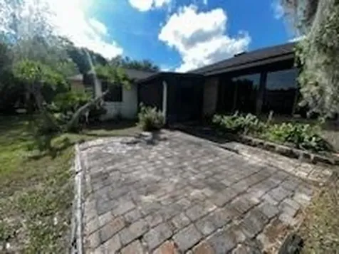 108 Greentree Lane Yalaha FL 34797