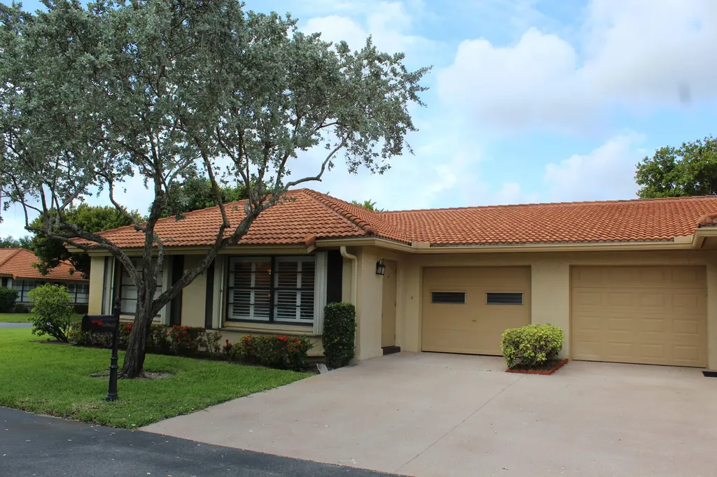 4525 Nutmeg Tree Lane Boynton Beach FL 33436