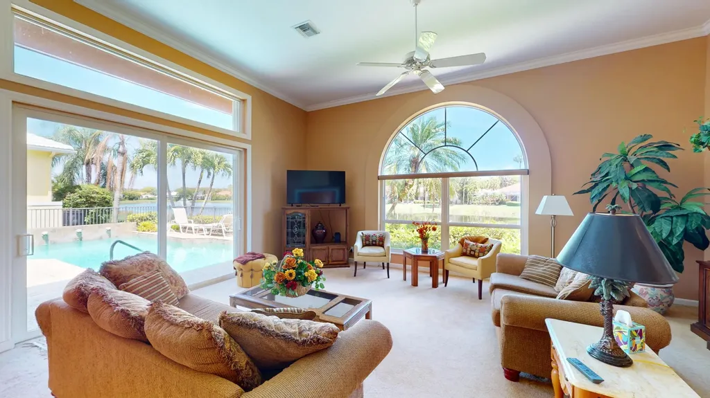 71 Cayman Place Palm Beach Gardens FL 33418