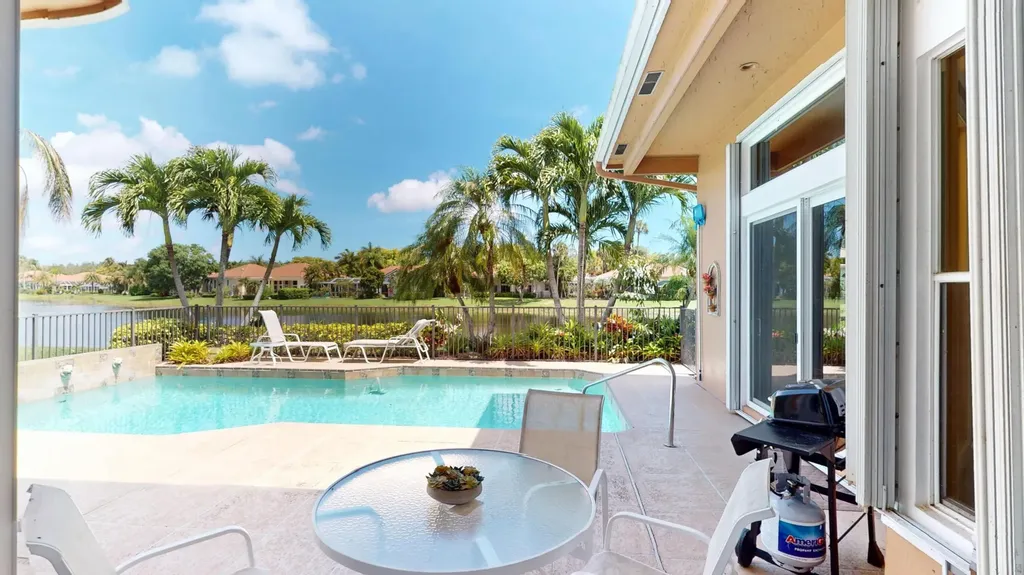 71 Cayman Place Palm Beach Gardens FL 33418