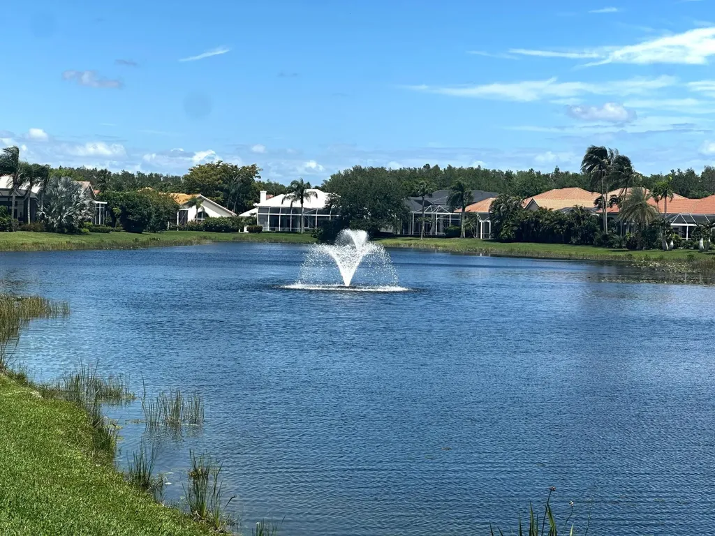 71 Cayman Place Palm Beach Gardens FL 33418