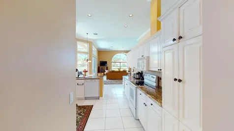 71 Cayman Place Palm Beach Gardens FL 33418