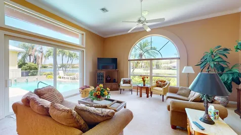 71 Cayman Place Palm Beach Gardens FL 33418