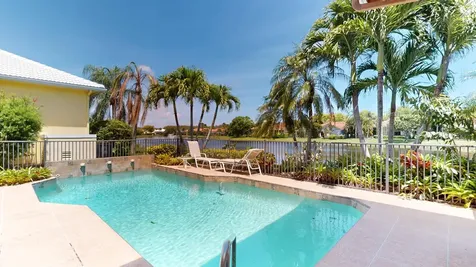 71 Cayman Place Palm Beach Gardens FL 33418
