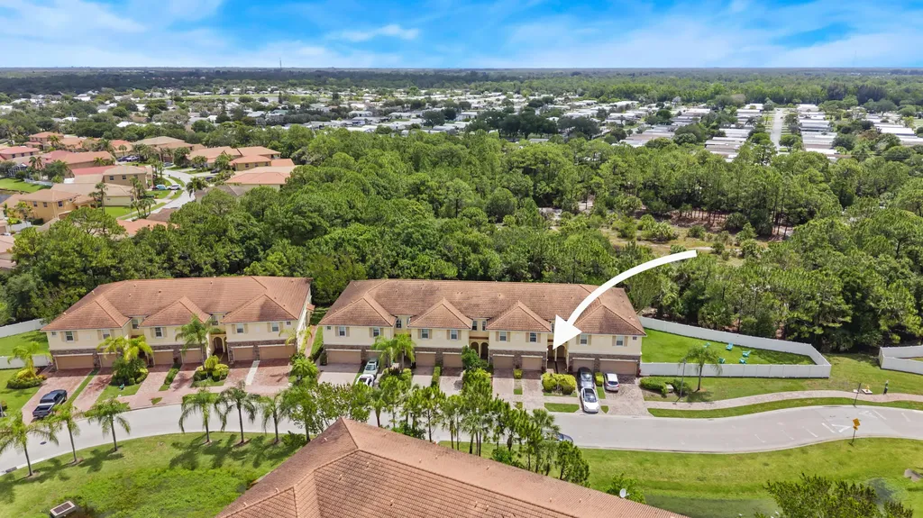 3051 SW Otter Lane Stuart FL 34997
