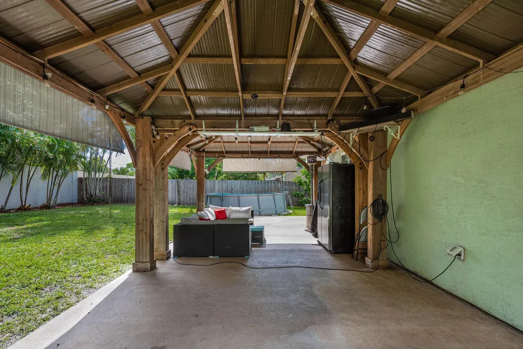 10117 Mikado Lane Royal Palm Beach FL 33411