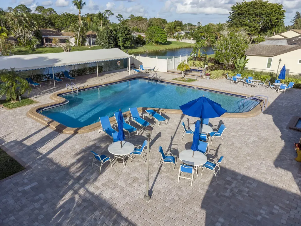 154 Ramblewood Circle Royal Palm Beach FL 33411