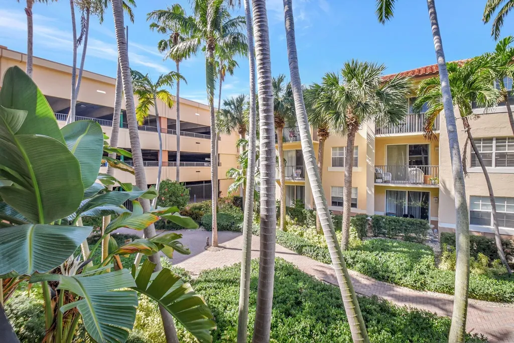 1803 N Flagler Drive West Palm Beach FL 33407