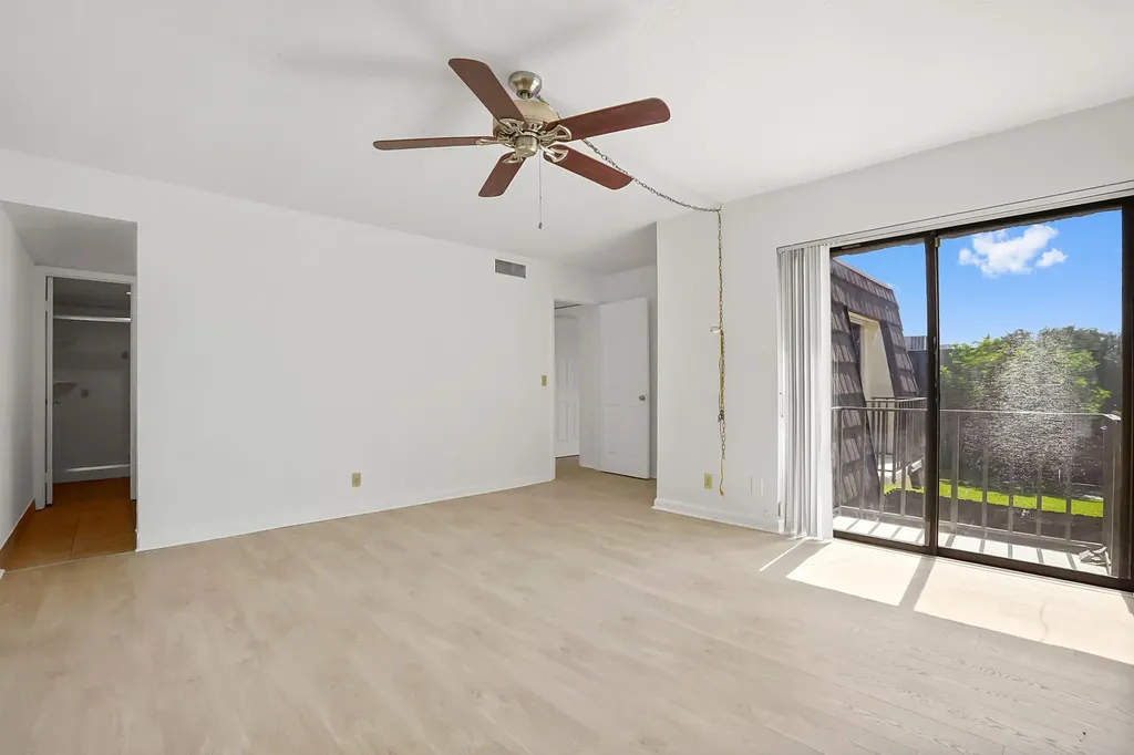 1600 Forest Lakes Circle West Palm Beach FL 33406
