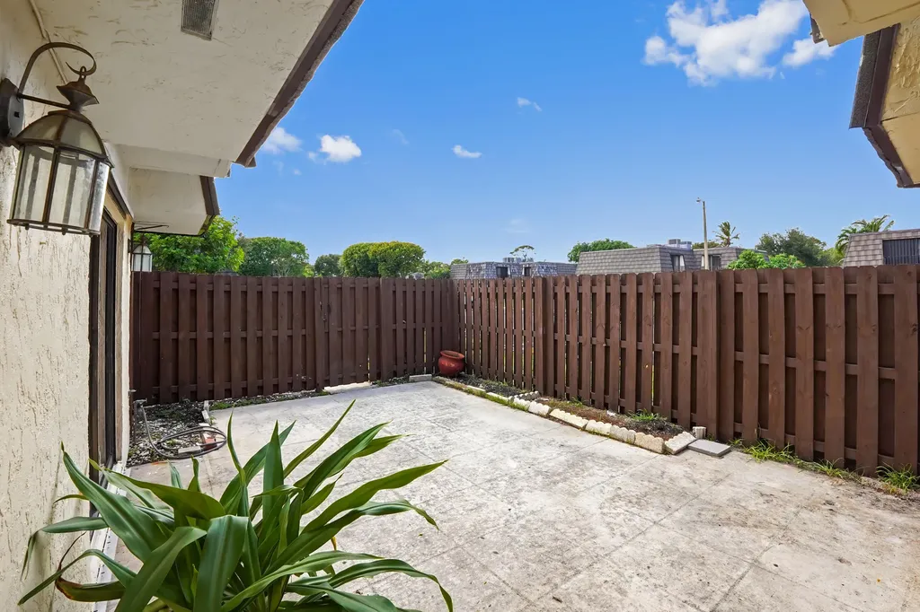 1600 Forest Lakes Circle West Palm Beach FL 33406