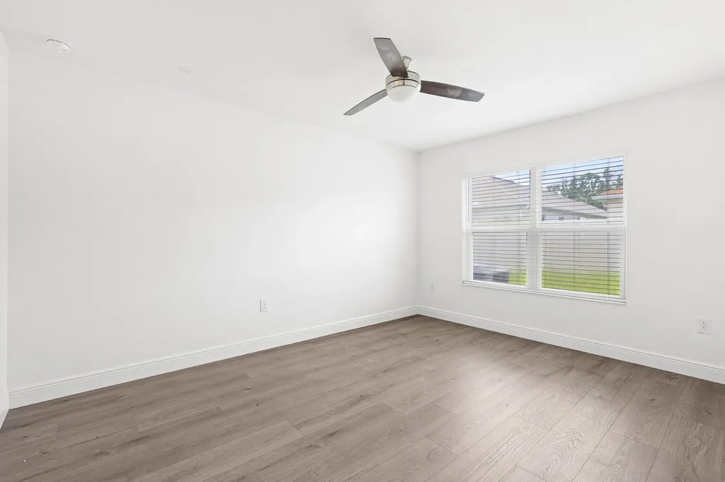 5870 NW Pine Trail Circle Port St Lucie FL 34983