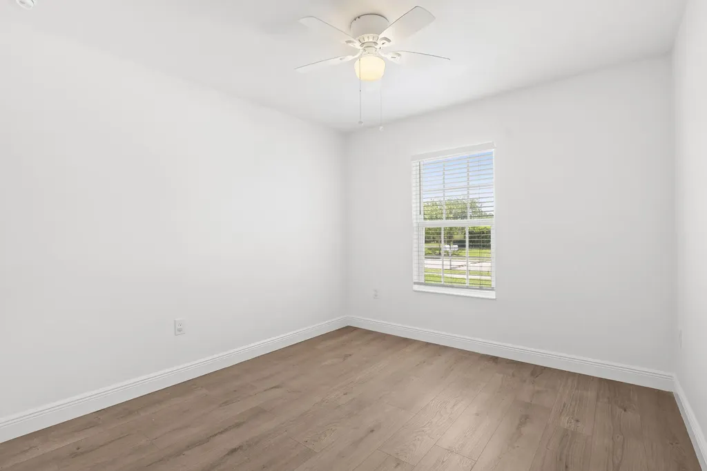 5870 NW Pine Trail Circle Port St Lucie FL 34983