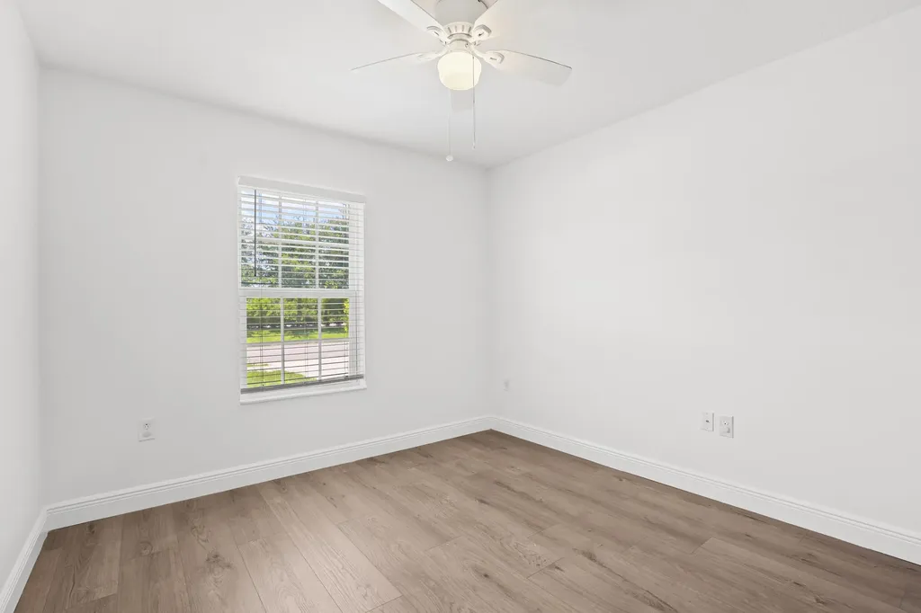 5870 NW Pine Trail Circle Port St Lucie FL 34983