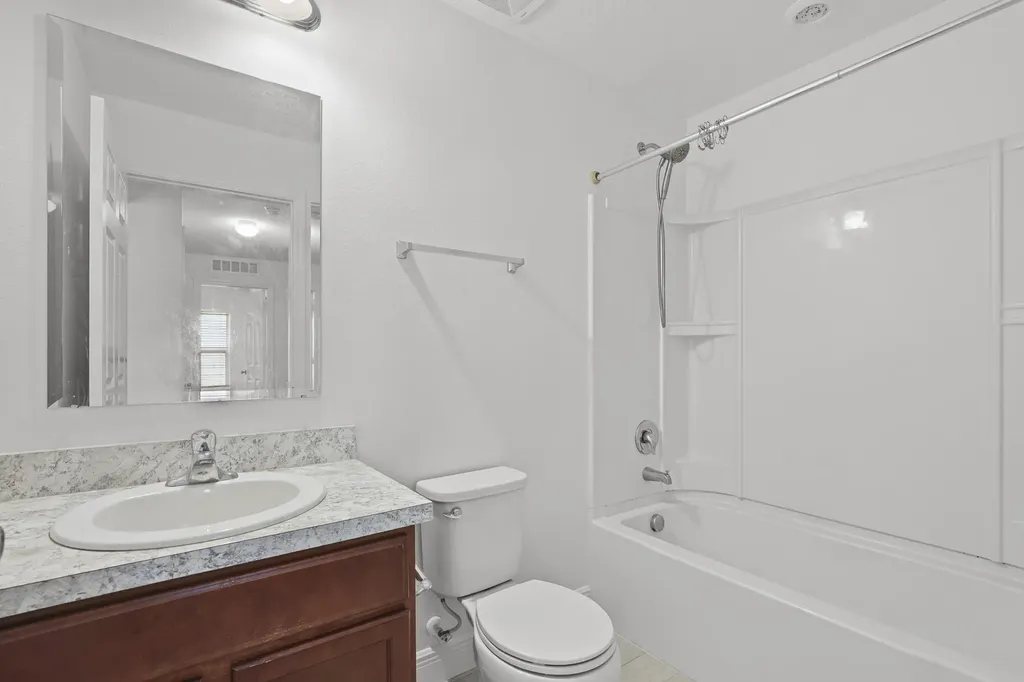 5870 NW Pine Trail Circle Port St Lucie FL 34983