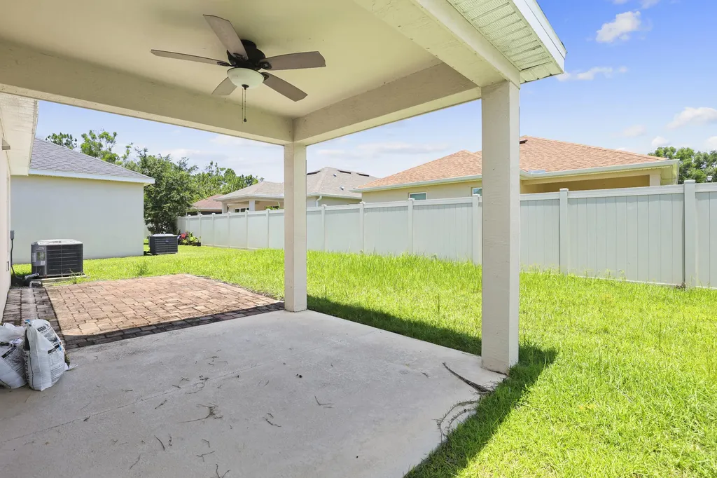 5870 NW Pine Trail Circle Port St Lucie FL 34983