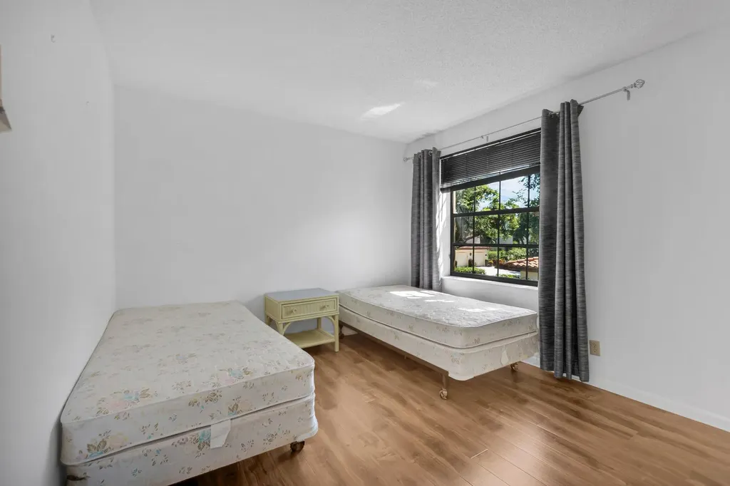 7940 La Mirada Drive Boca Raton FL 33433