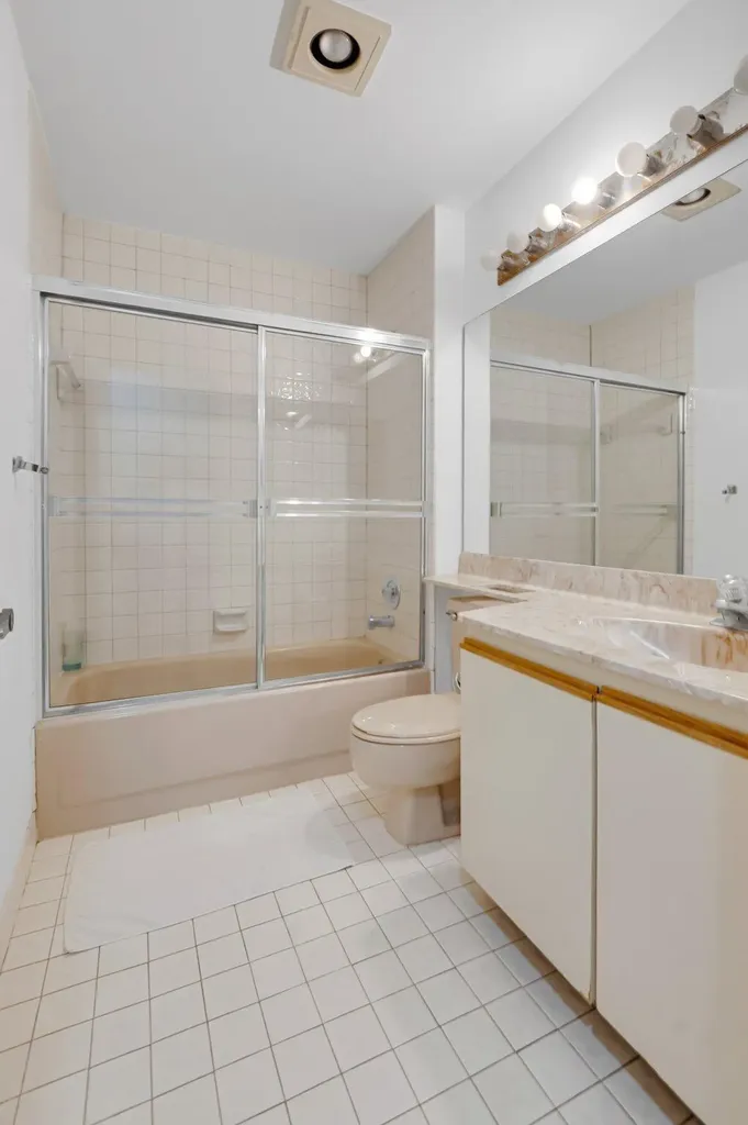 7940 La Mirada Drive Boca Raton FL 33433