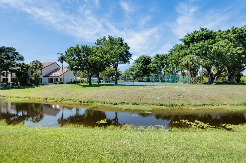 7940 La Mirada Drive Boca Raton FL 33433