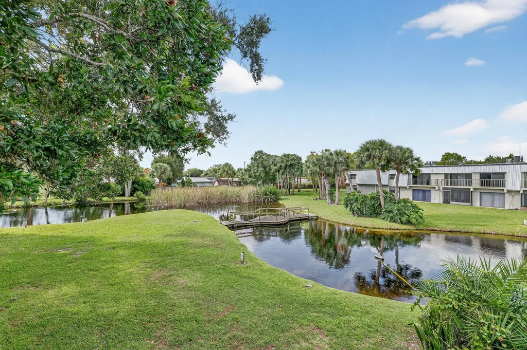 2513 S 17th Street Fort Pierce FL 34982