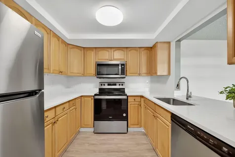 2513 S 17th Street Fort Pierce FL 34982