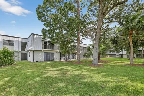 2513 S 17th Street Fort Pierce FL 34982