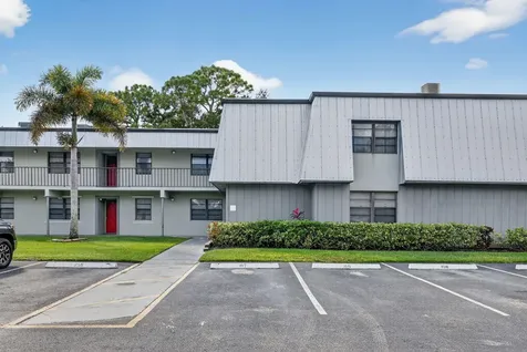 2513 S 17th Street Fort Pierce FL 34982