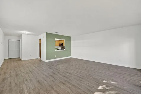 2513 S 17th Street Fort Pierce FL 34982