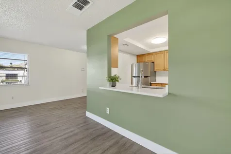 2513 S 17th Street Fort Pierce FL 34982