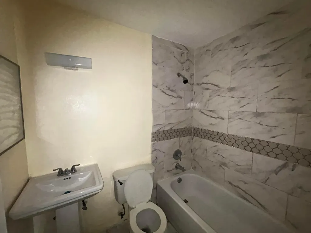 2691 NW 8th Street Pompano Beach FL 33069