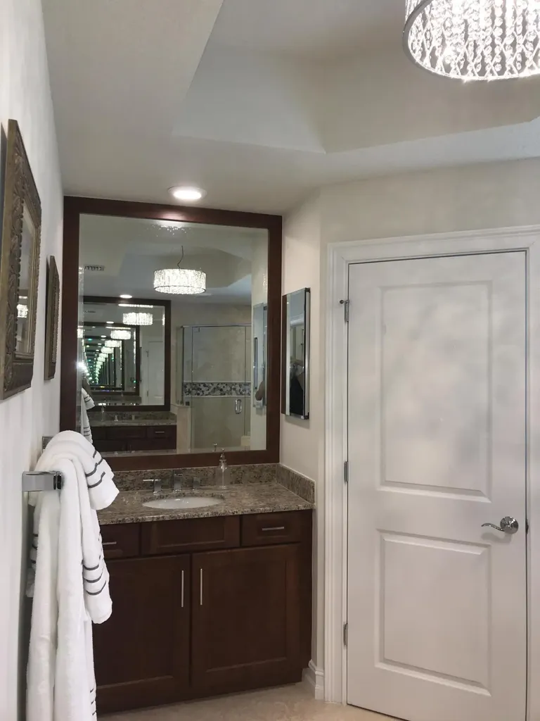 431 Bay Colony Drive N Juno Beach FL 33408