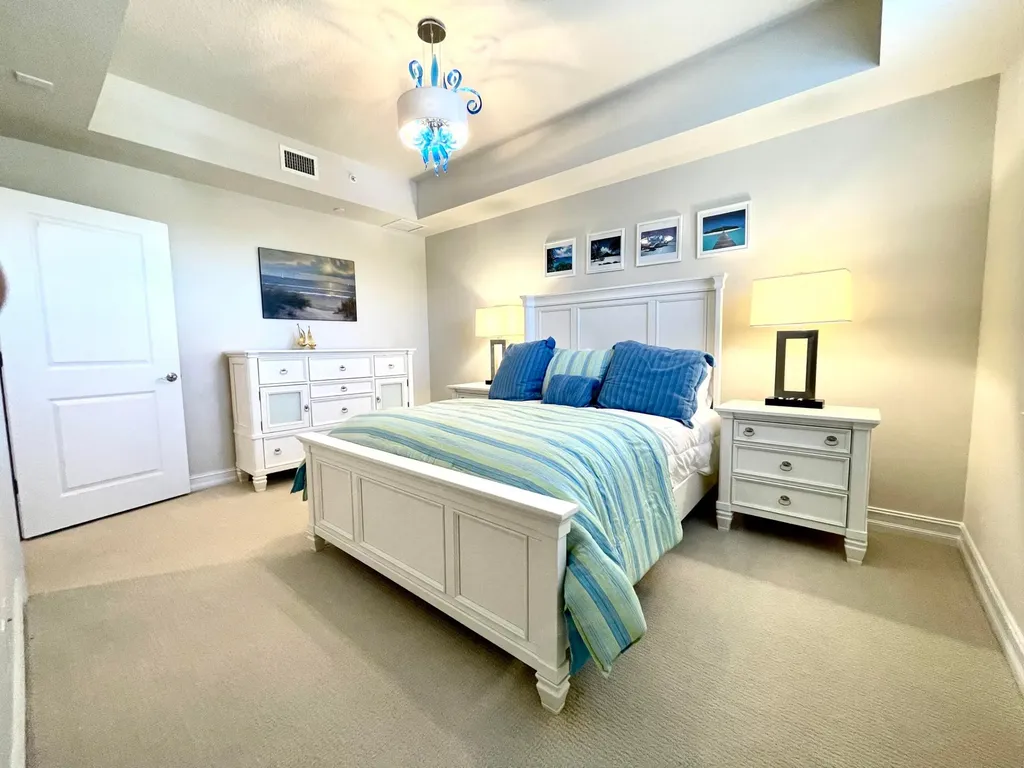 431 Bay Colony Drive N Juno Beach FL 33408