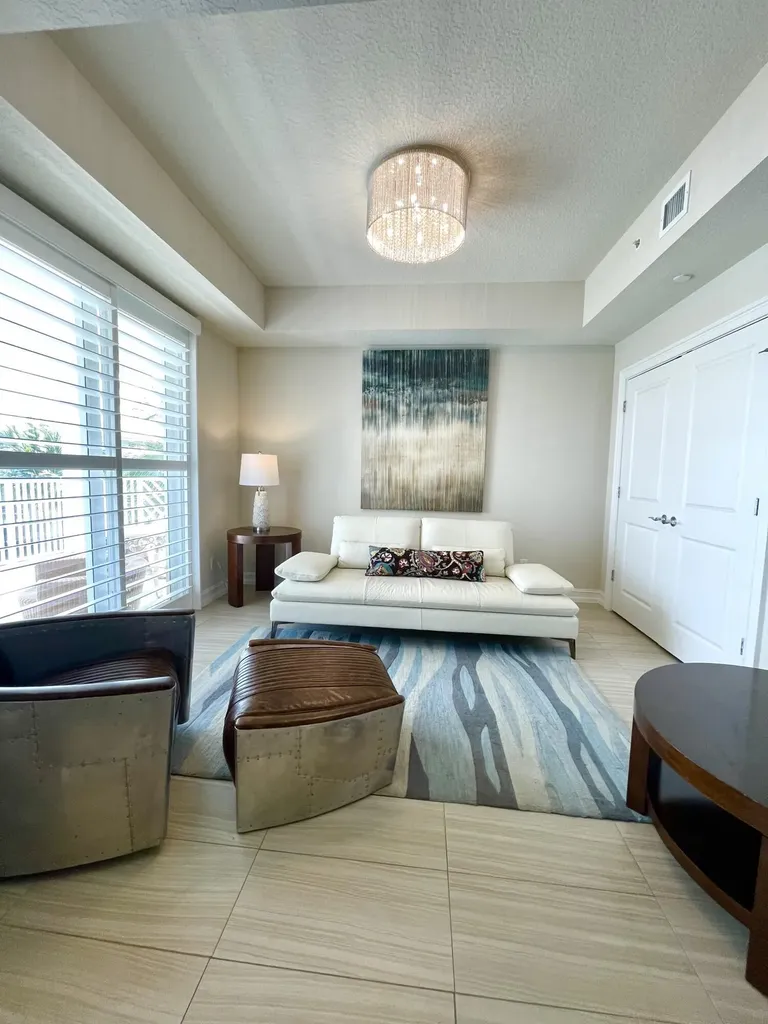 431 Bay Colony Drive N Juno Beach FL 33408
