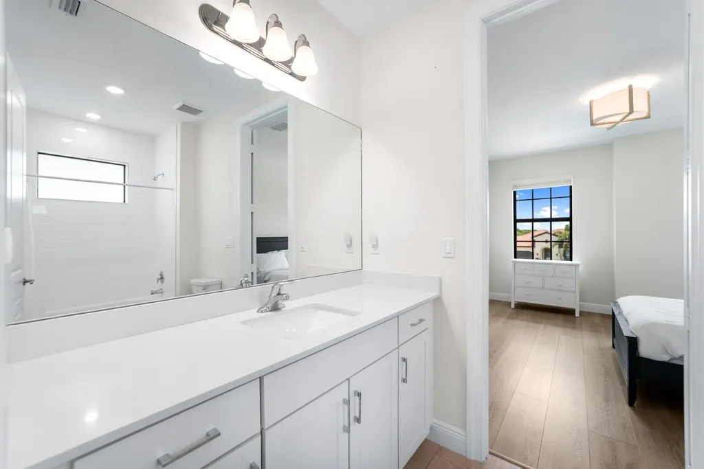 11745 Bayview Circle Parkland FL 33076