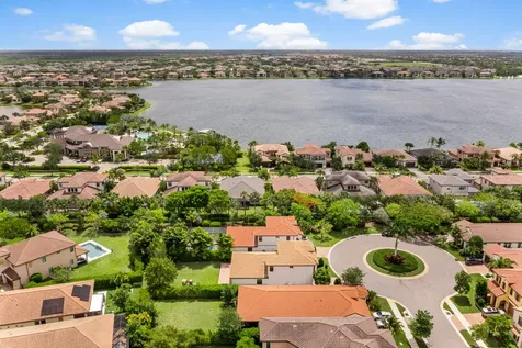 11745 Bayview Circle Parkland FL 33076