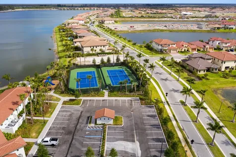 11745 Bayview Circle Parkland FL 33076