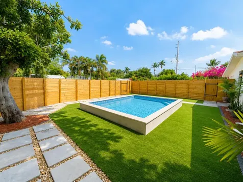 1724 NE 17th Street Fort Lauderdale FL 33305