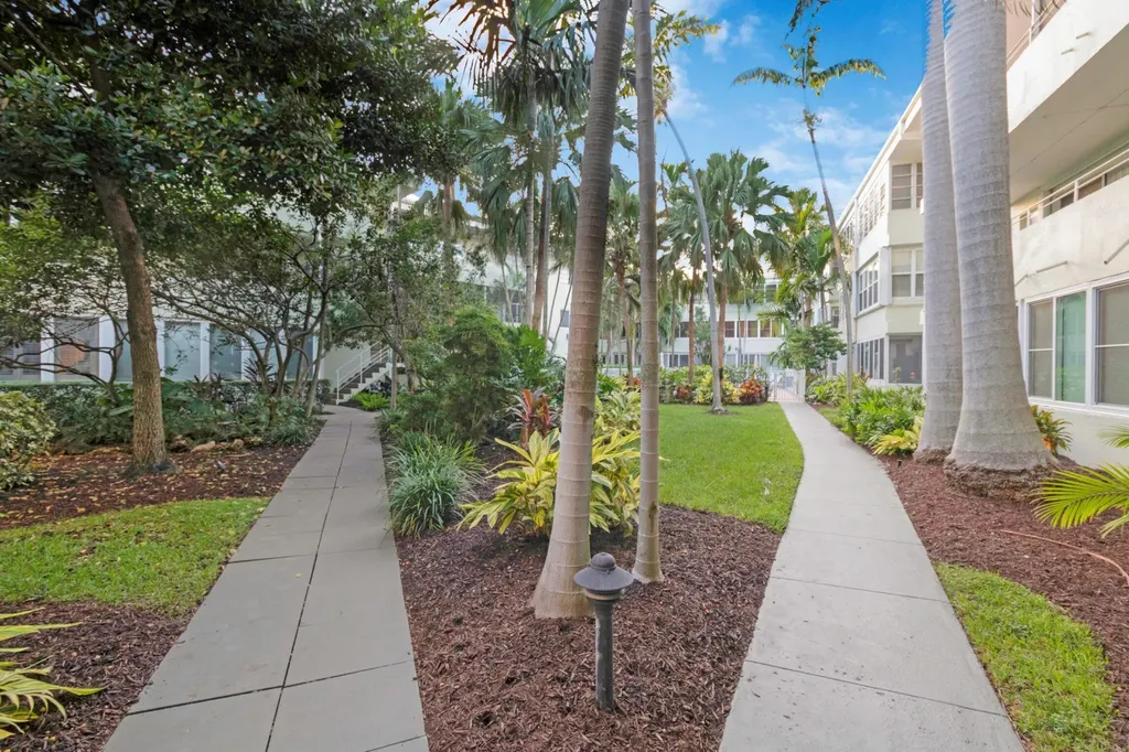 1000 SE 4th Street Fort Lauderdale FL 33301