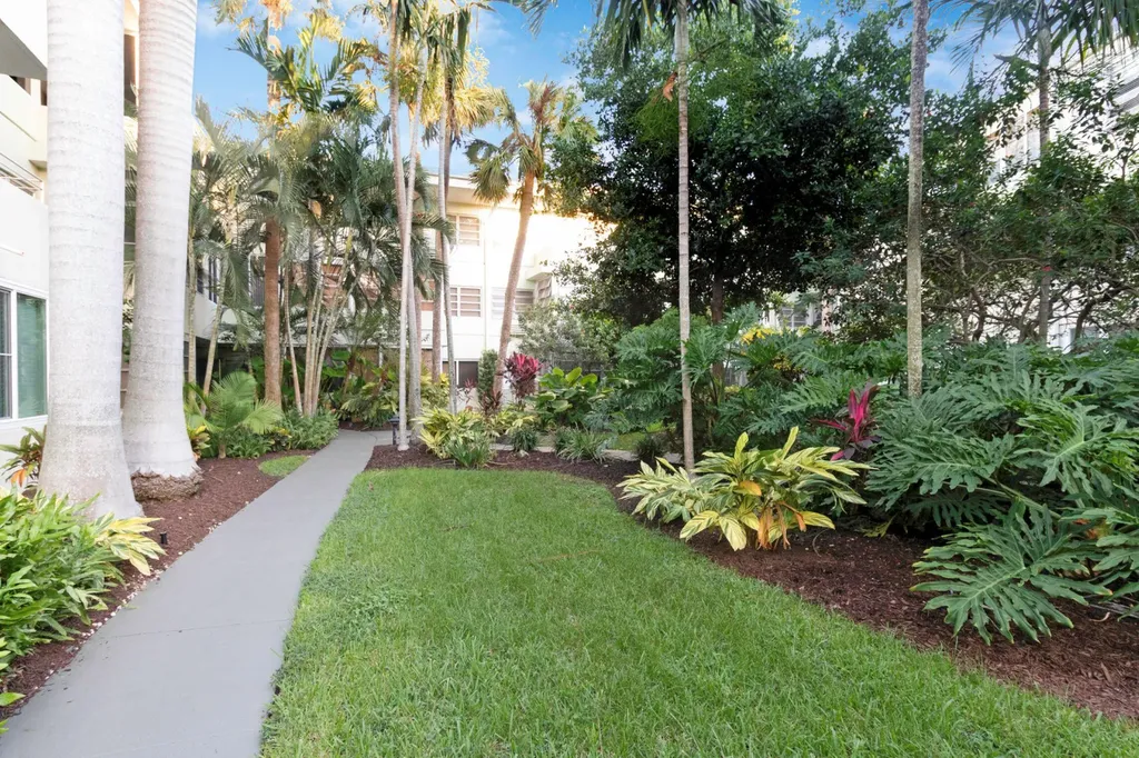 1000 SE 4th Street Fort Lauderdale FL 33301