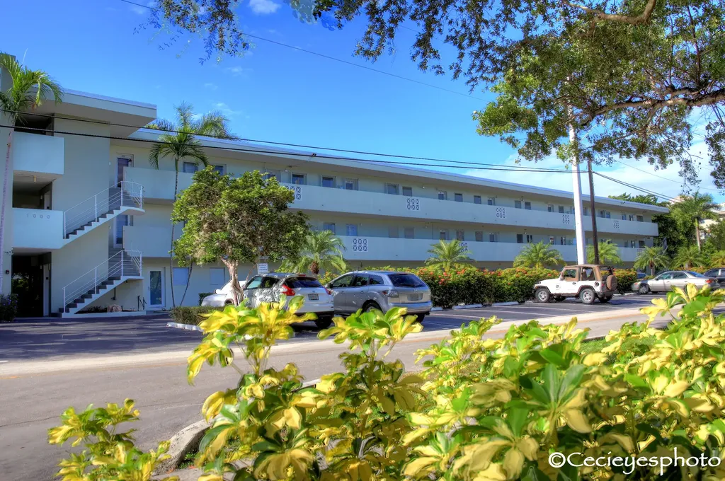 1000 SE 4th Street Fort Lauderdale FL 33301