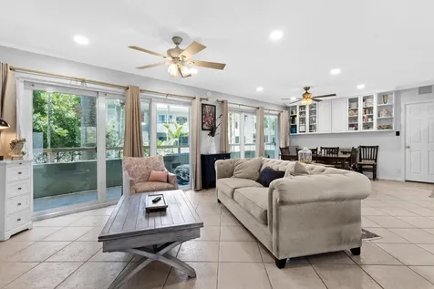 1000 SE 4th Street Fort Lauderdale FL 33301